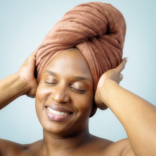 Imela Glow Towel – Image 2